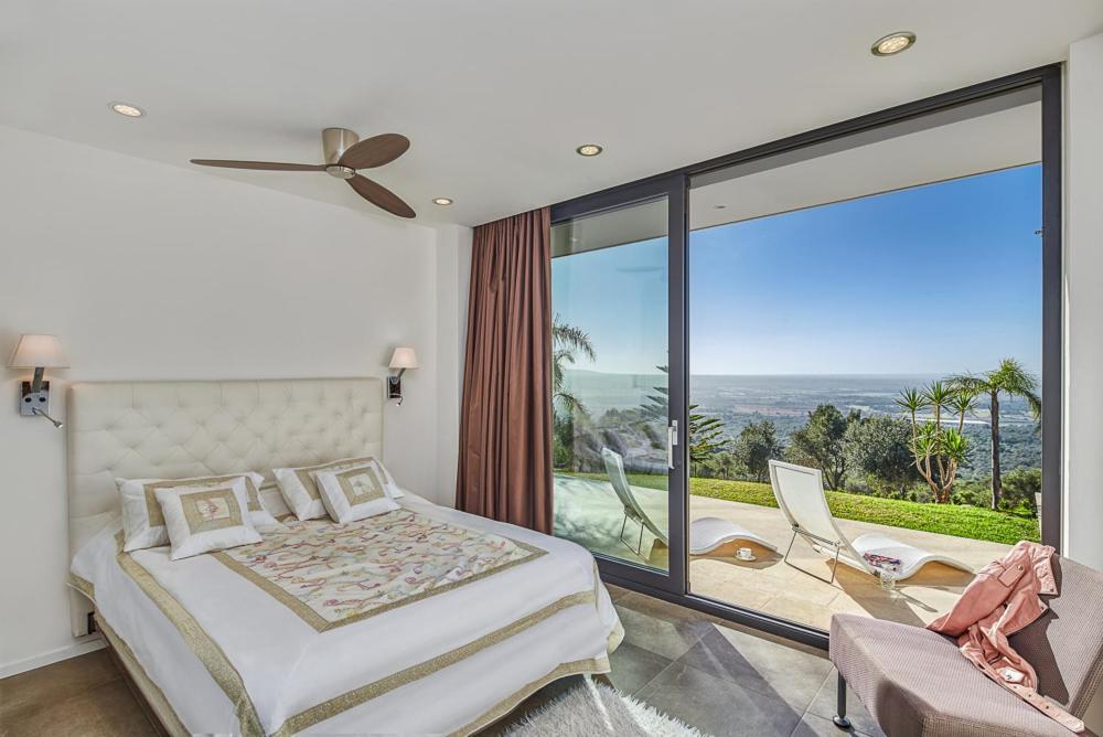 Eden Roc Villa Pòrtol